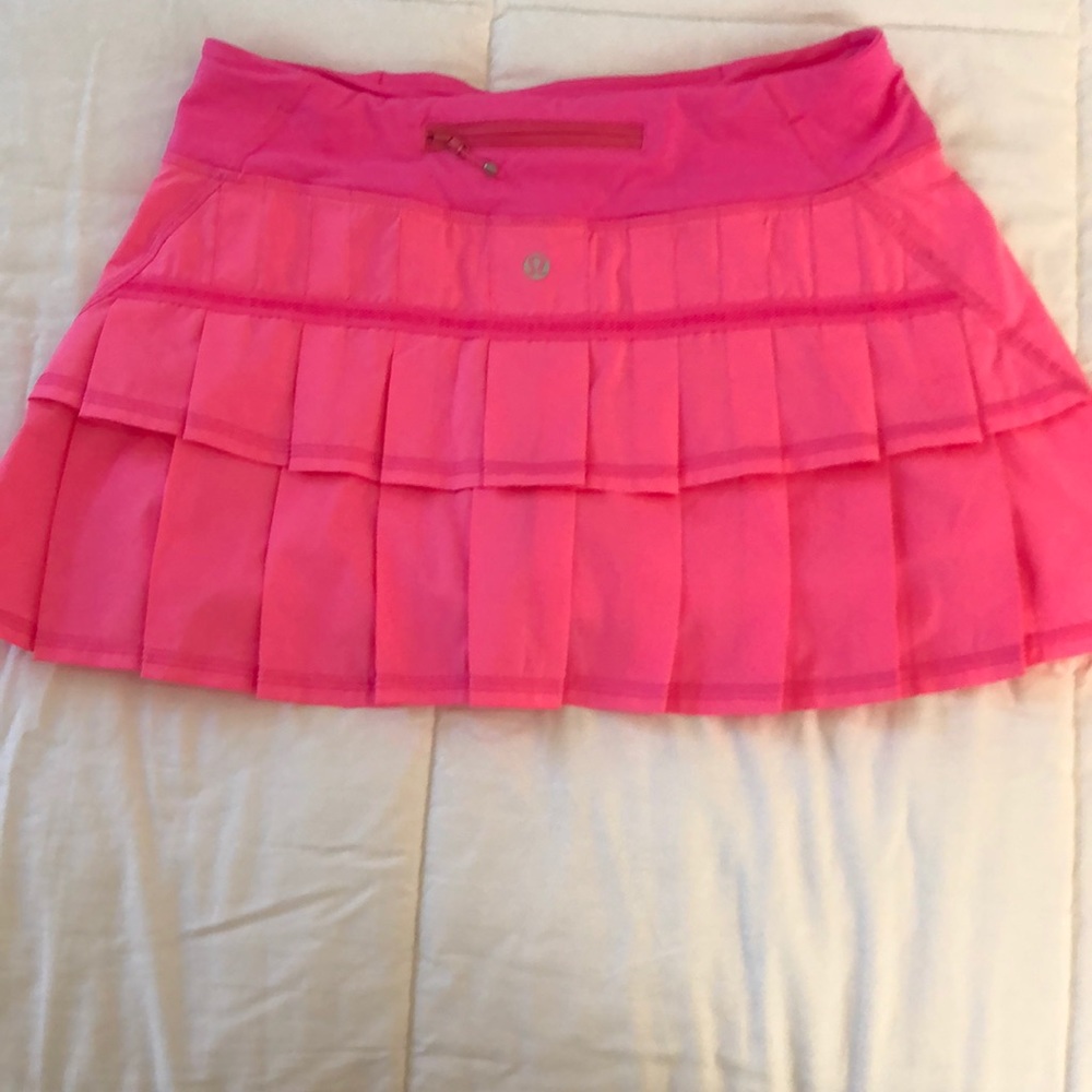 Lululemon pleated skirt